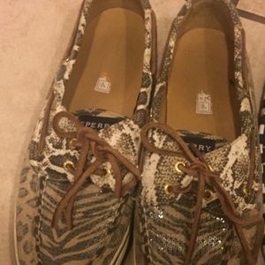 Sperrys sz 8.5